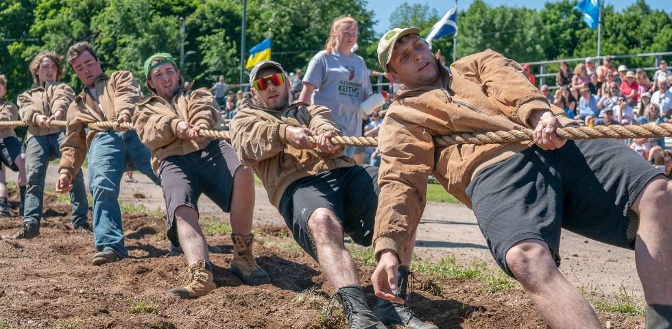 Tug-Of-War (Finals)